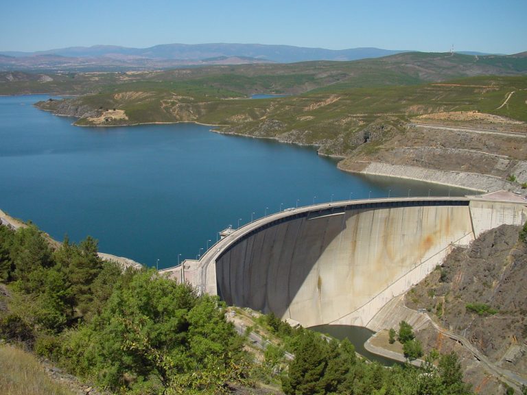 Detención del agua para construir una presa: todo lo que necesitas saber