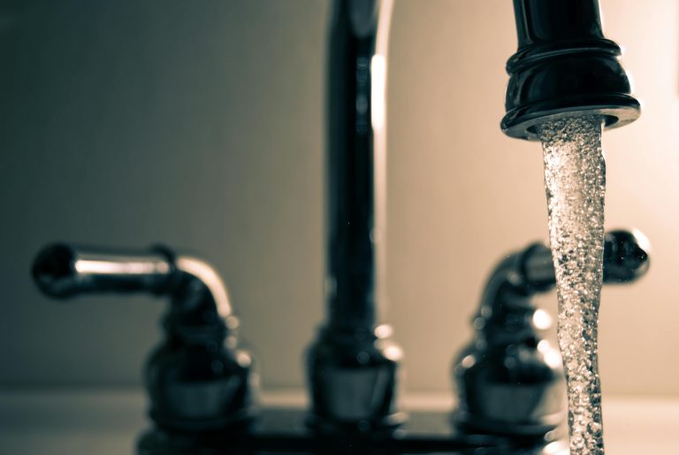 Agua del Carmen: Qué es y para qué sirve